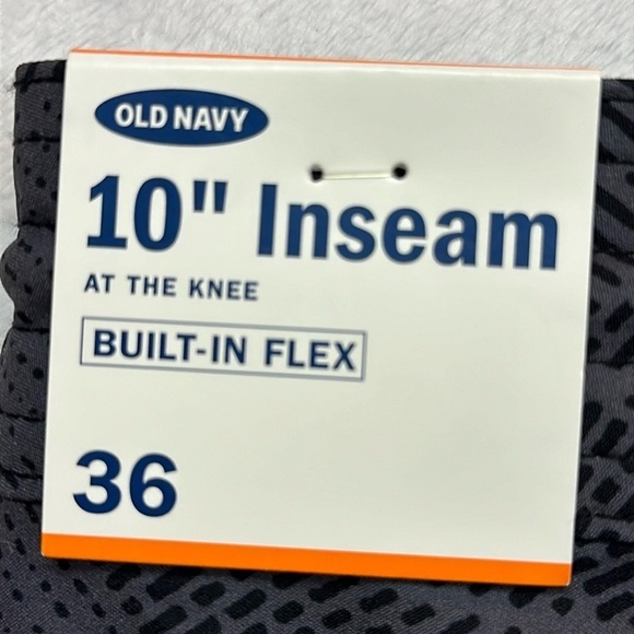 Old Navy California Deep Grey/Black Built-In Flex Board Shorts Swim NWT Size 36 - Picture 4 of 8